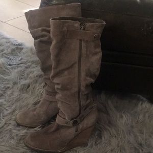 Great wedge winter boot